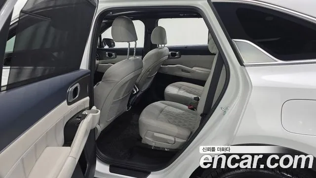 Kia Sorento 2023 thumb 11