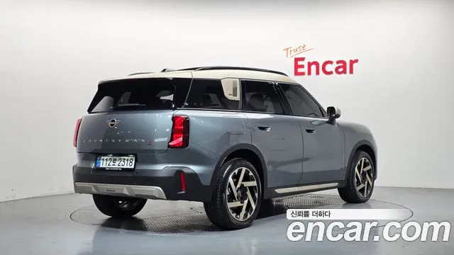 MINI Countryman 2026 thumb 2
