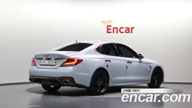 Genesis G70 2018 thumb 2