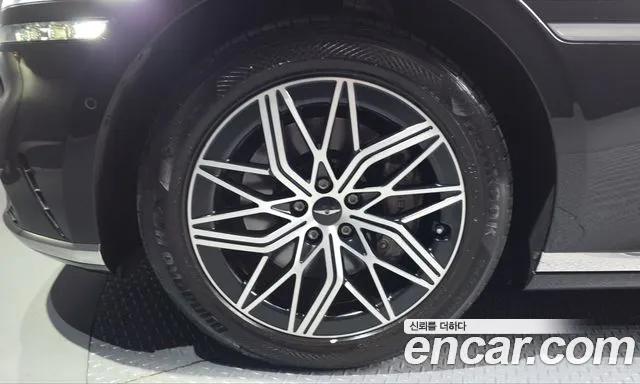 Genesis G90 2022 thumb 5
