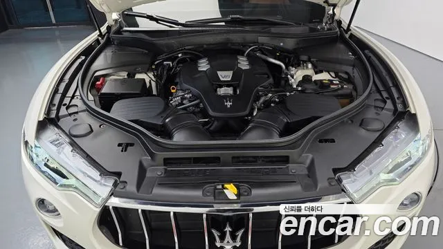 Maserati Levante 2020 thumb 6