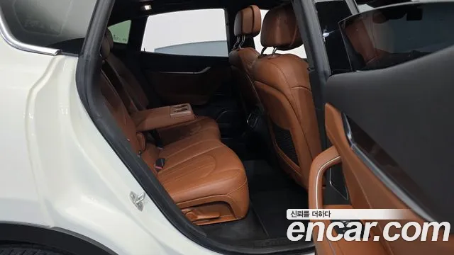 Maserati Levante 2020 thumb 12