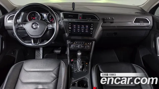 Volkswagen Tiguan 2018 thumb 7