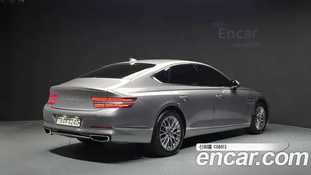 Genesis G80 2020 thumb 2