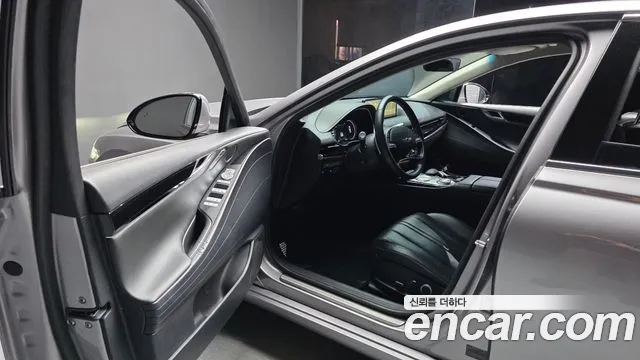 Genesis G80 2020 thumb 10