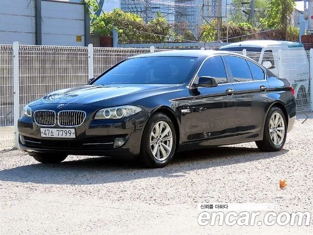 BMW 5-Series 2013 thumb 2