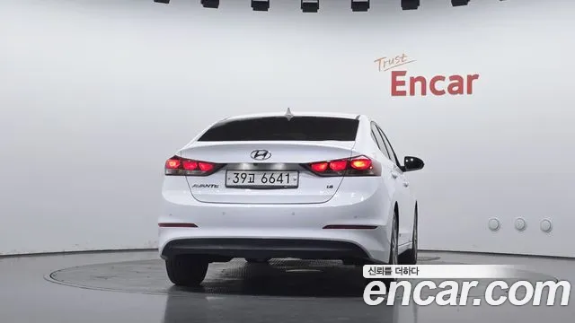Hyundai Avante 2017 thumb 4
