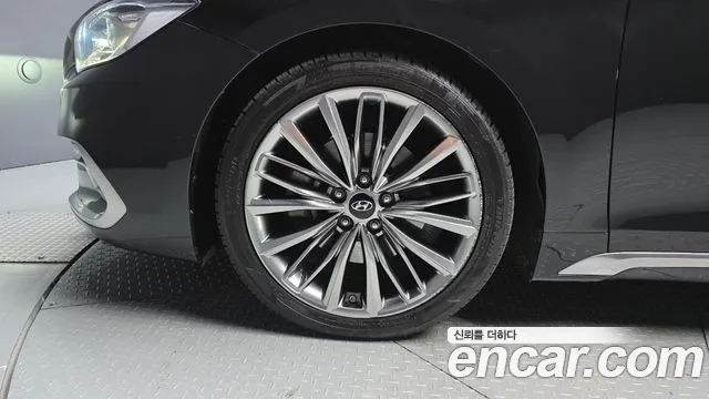 Hyundai Grandeur 2018 thumb 5