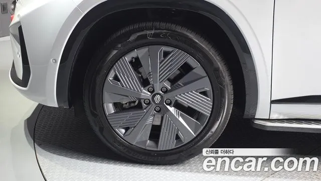 Renault-KoreaSamsung Koleos 2026 thumb 5