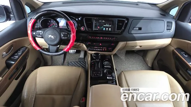 Kia Carnival 2014 thumb 7