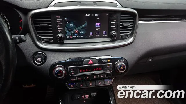 Kia Sorento 2018 thumb 12