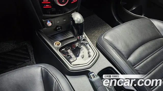 KG_Mobility_Ssangyong TIBOLI 2016 thumb 9
