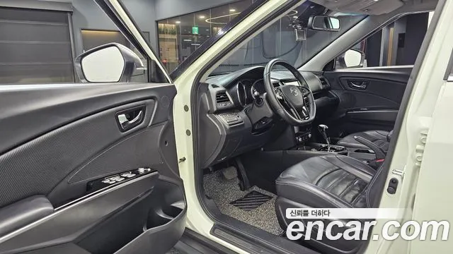 KG_Mobility_Ssangyong TIBOLI 2016 thumb 10