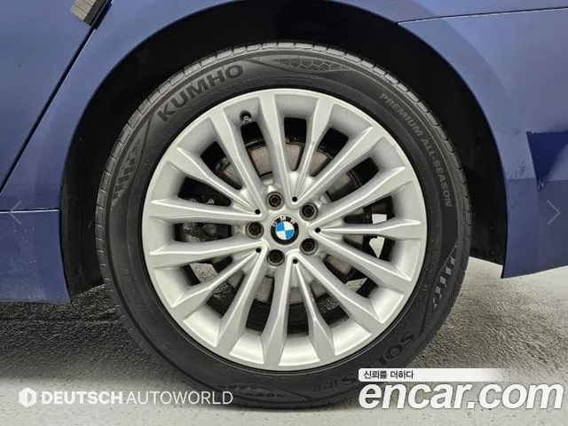 BMW 5-Series 2019 thumb 5