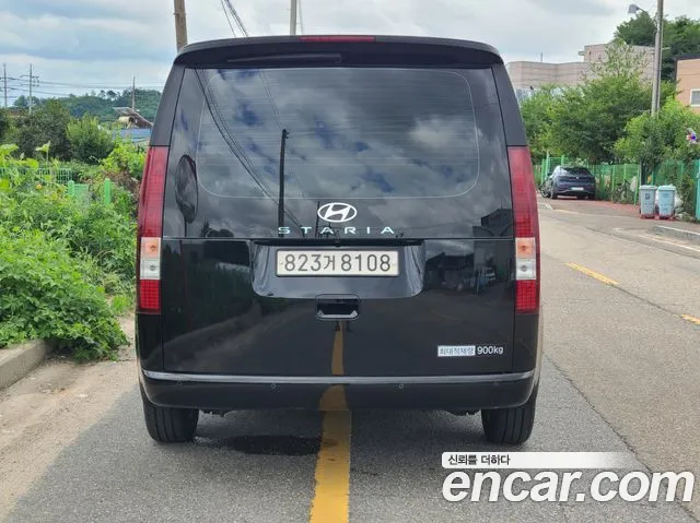 Hyundai Staria 2024 thumb 6
