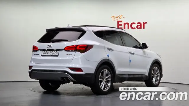 Hyundai Santa Fe 2015 thumb 2