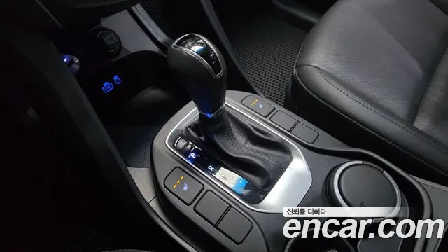 Hyundai Santa Fe 2015 thumb 9