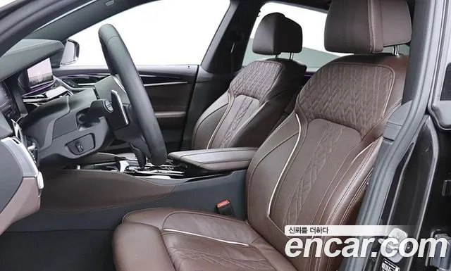BMW Gran Turismo 2023 thumb 5