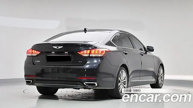 Genesis G80 2018 thumb 2