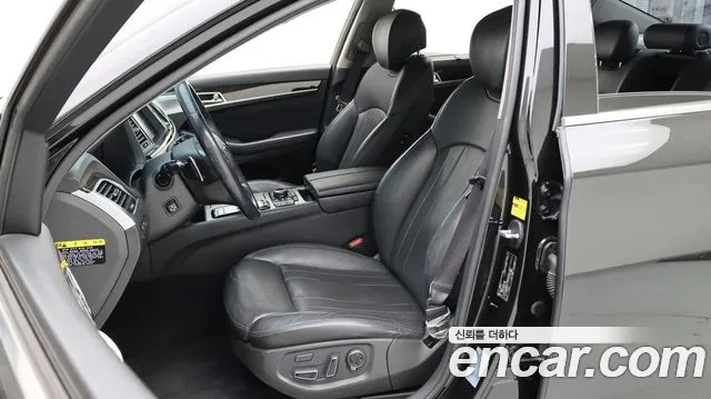 Genesis G80 2018 thumb 6