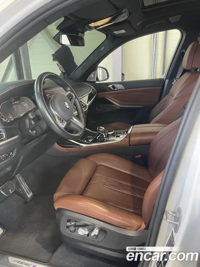 BMW X7 2021 thumb 5