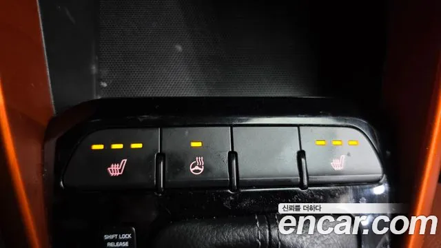 Kia Stonic 2018 thumb 12