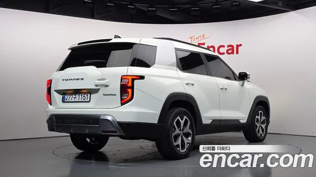 KG_Mobility_Ssangyong Torres 2022 thumb 2
