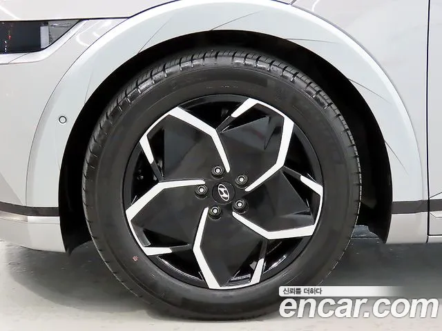 Hyundai IONIQ 5 2024 thumb 5