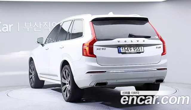 Volvo XC90 2021 thumb 3