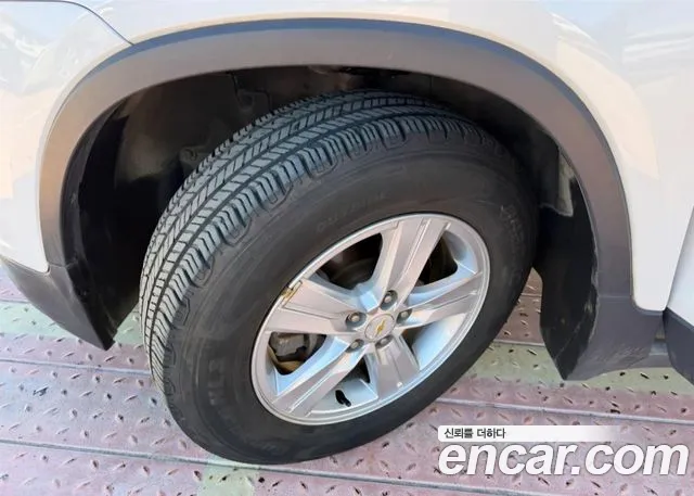 ChevroletGMDaewoo Tracker 2016 thumb 5