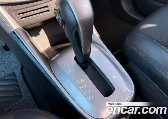 ChevroletGMDaewoo Tracker 2016 thumb 9