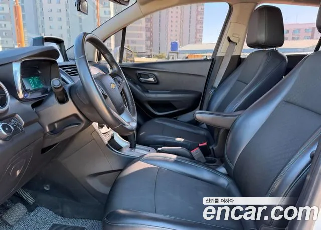ChevroletGMDaewoo Tracker 2016 thumb 10