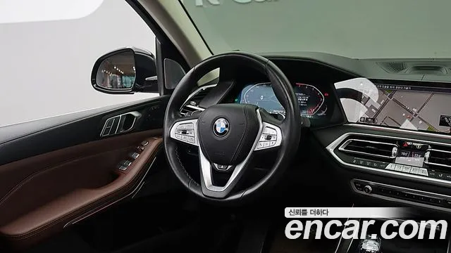 BMW X7 2021 thumb 10