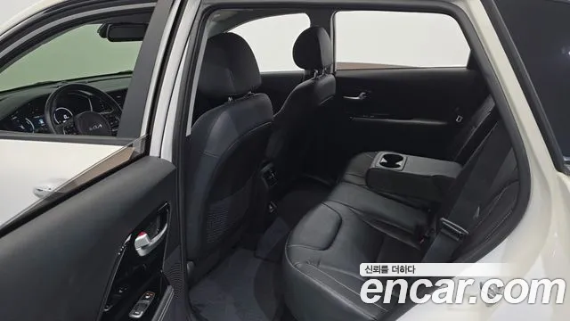 Kia Niro 2021 thumb 12