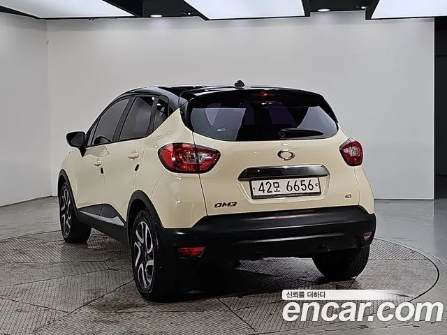 Renault-KoreaSamsung Captur 2015 thumb 3