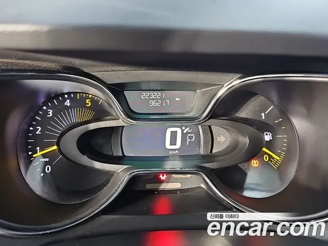 Renault-KoreaSamsung Captur 2015 thumb 6