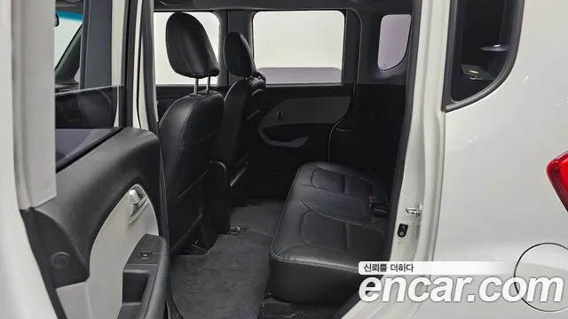 Kia Ray 2016 thumb 11