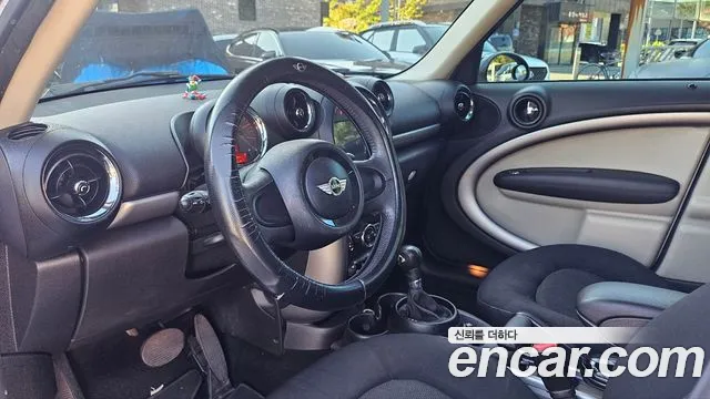MINI Countryman 2014 thumb 9