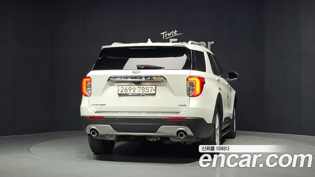 Ford Explorer 2020 thumb 4