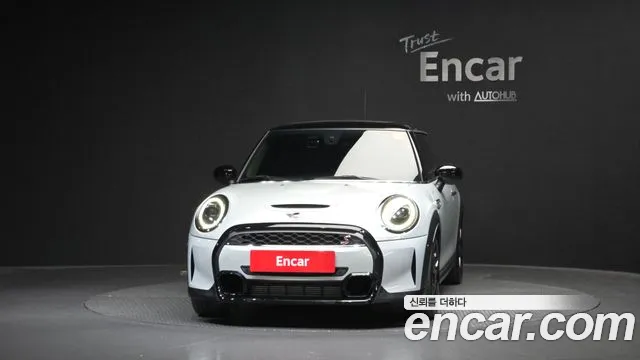 MINI Hatch 2022 thumb 3