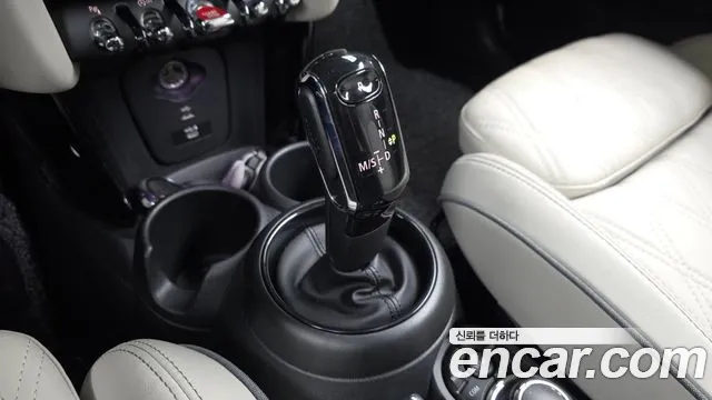 MINI Hatch 2022 thumb 9