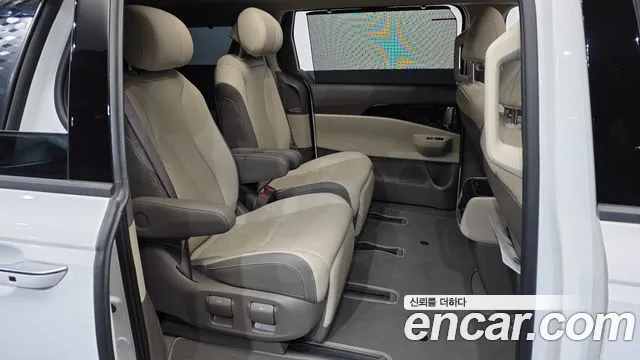 Kia Carnival 2024 thumb 12