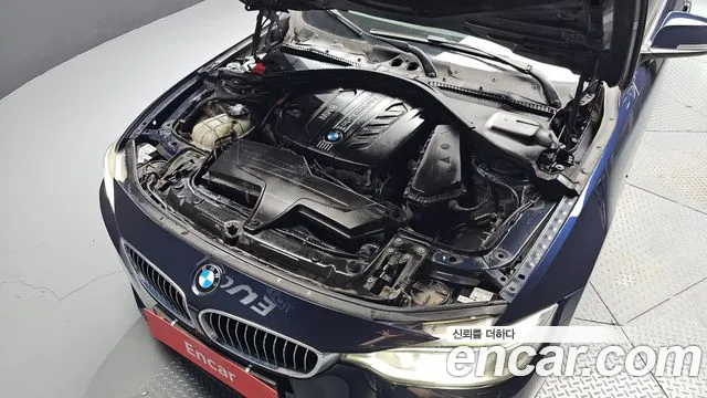 BMW 4-Series 2013 thumb 6