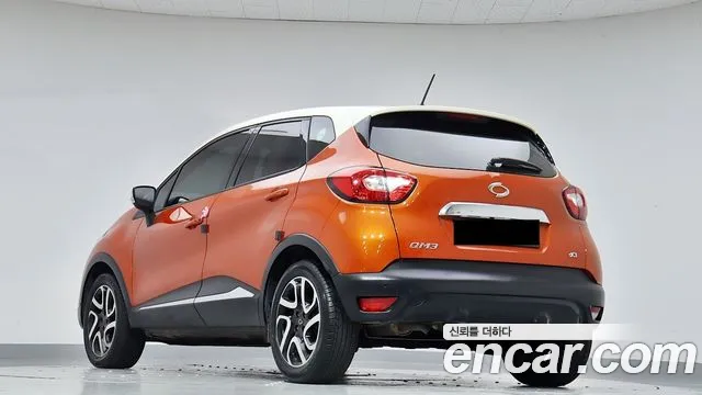 Renault-KoreaSamsung Captur 2015 thumb 2