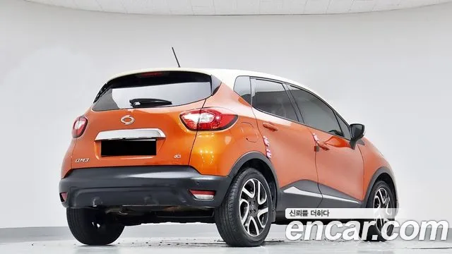 Renault-KoreaSamsung Captur 2015 thumb 4