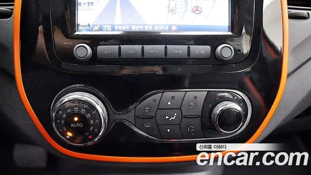 Renault-KoreaSamsung Captur 2015 thumb 9