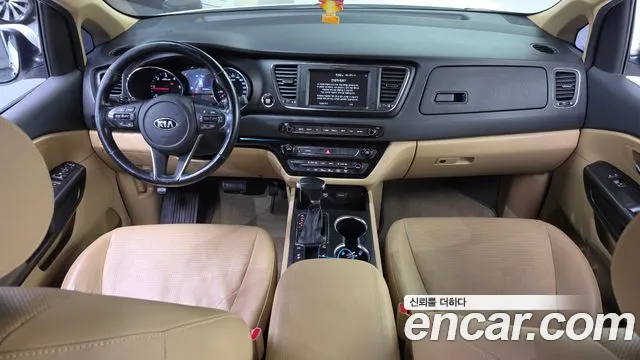 Kia Carnival 2019 thumb 7