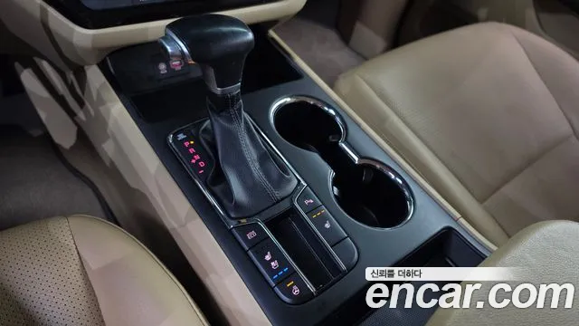 Kia Carnival 2019 thumb 9