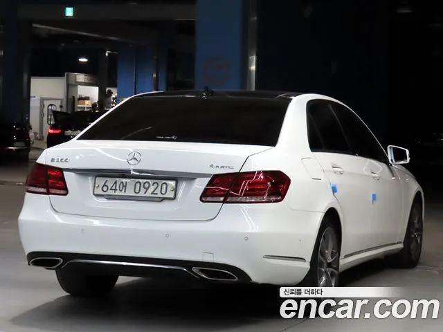 Mercedes-Benz E-Класс 2015 thumb 2