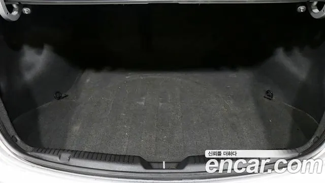 Hyundai Avante 2011 thumb 7